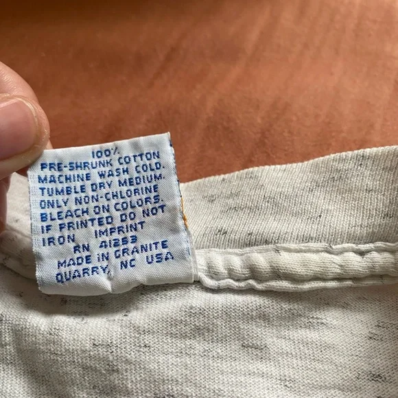 Vintage tee‼️ - Picture 5 of 6